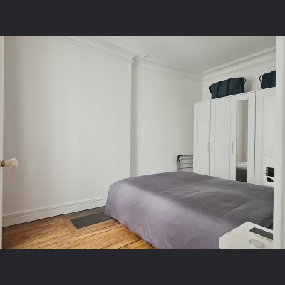 PARIS PREND L'AIR - 75018 - MONTMARTRE - PIED A TERRE